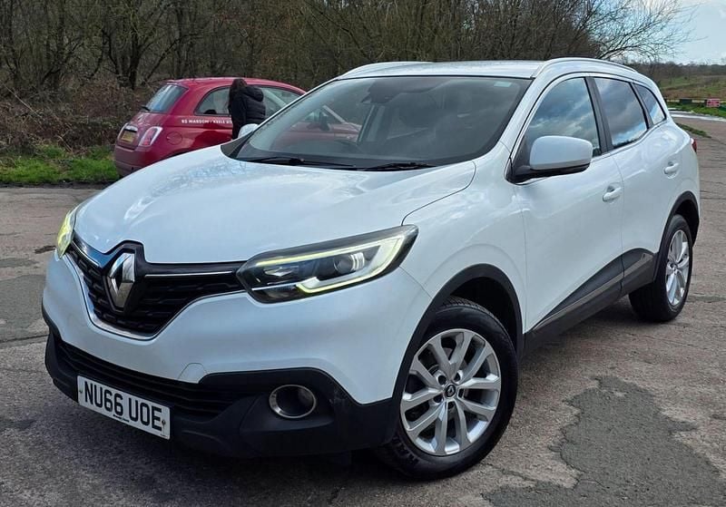 Used Renault Kadjar Dynamique 2016 White SUV