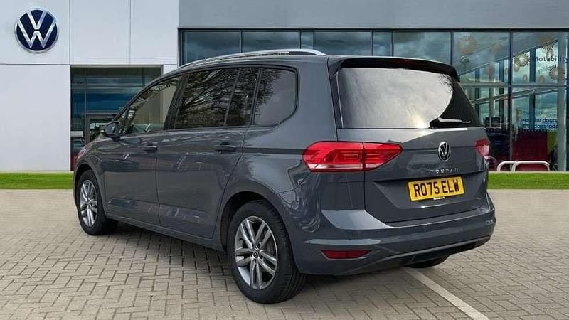 Used VW Touran Match 150 HP (110 kW) 2025 Grey MPV