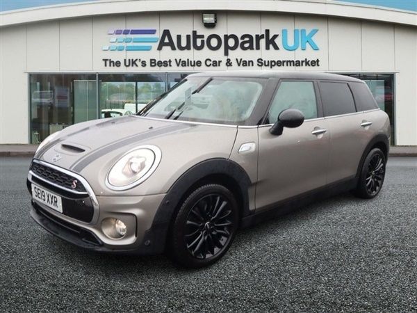 Silver Used 2019 Mini Cooper Clubman Classic Estate | £15,995 (Fair price) - Image 1/1