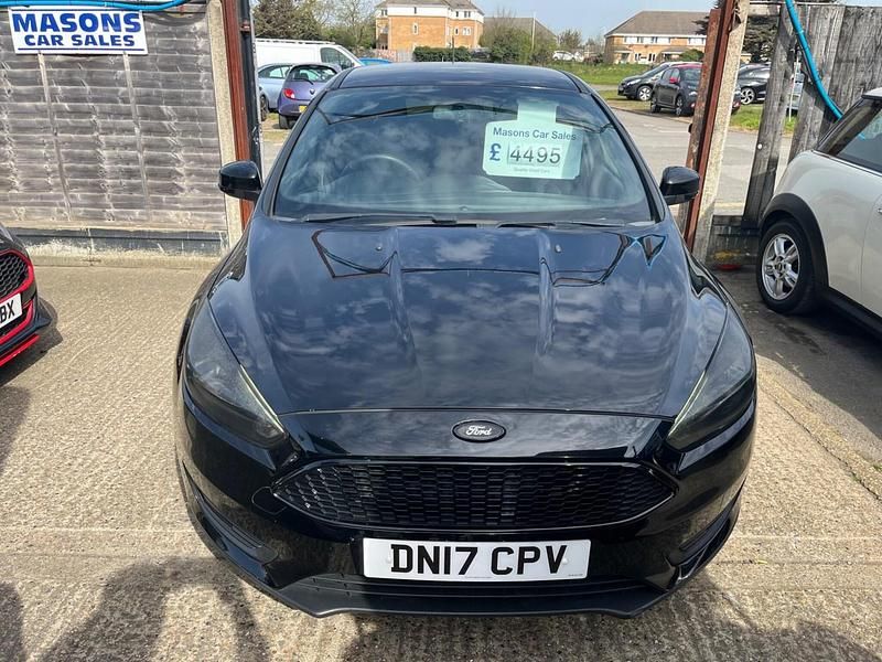 Used Ford Focus Zetec 2017 Black Hatchback