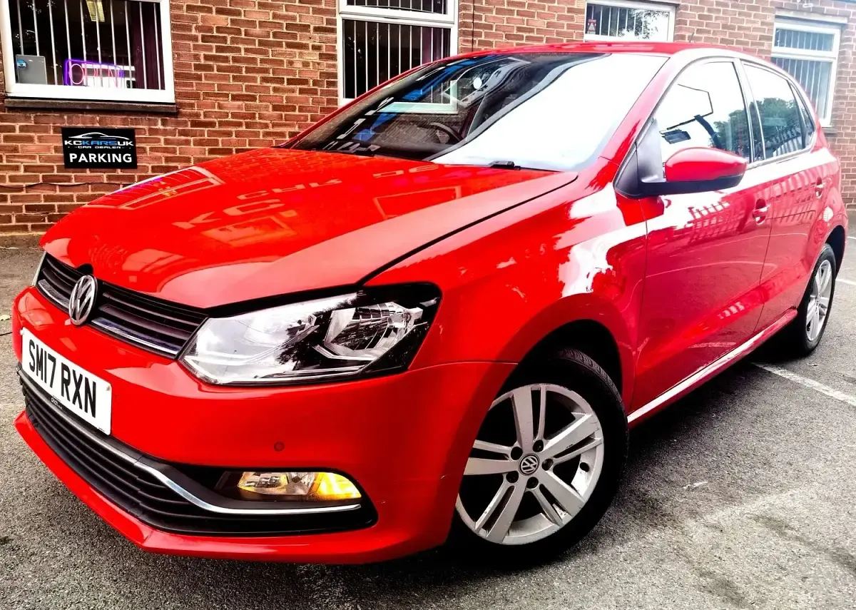 Used VW Polo Edition 60 HP (44 kW) 2017 Red Hatchback