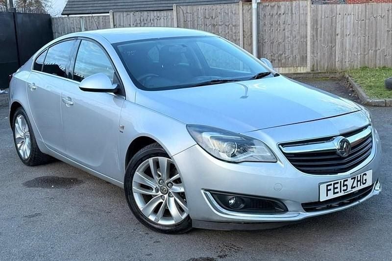 Used Vauxhall Insignia SRi 163 HP (119 kW) 2015 Silver Hatchback