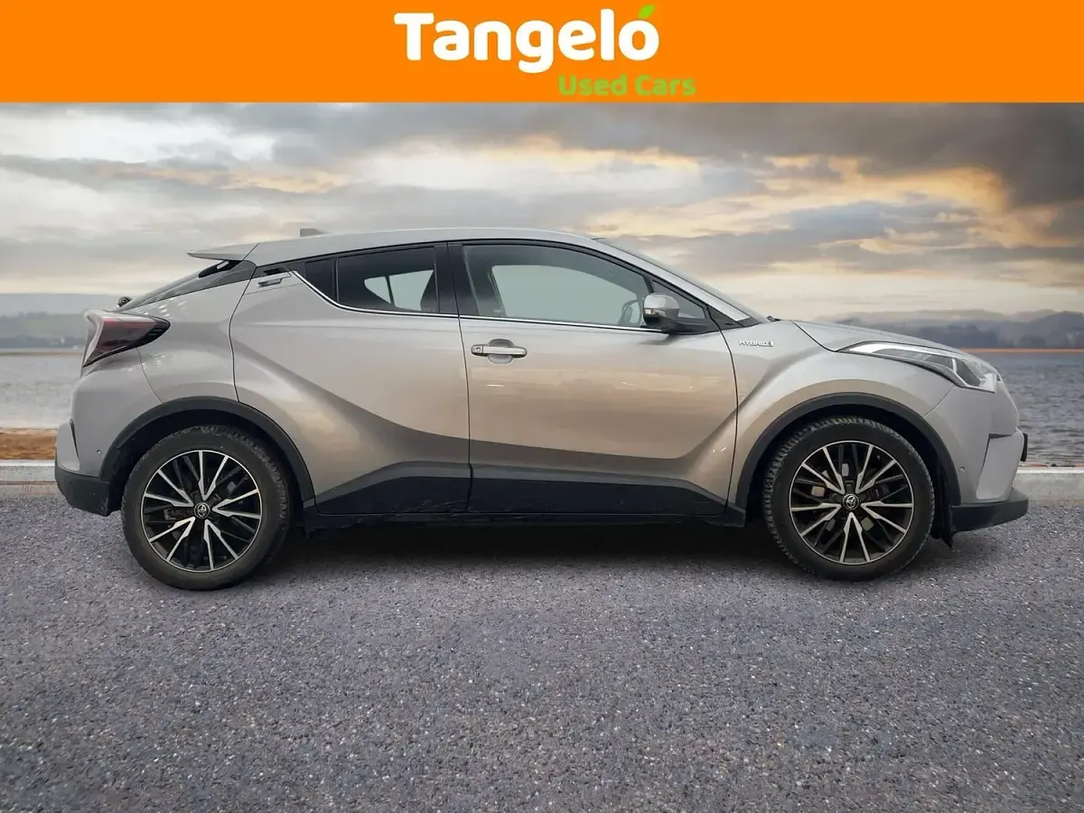 Used Toyota C-HR 122 HP (89 kW) 2018 Silver SUV