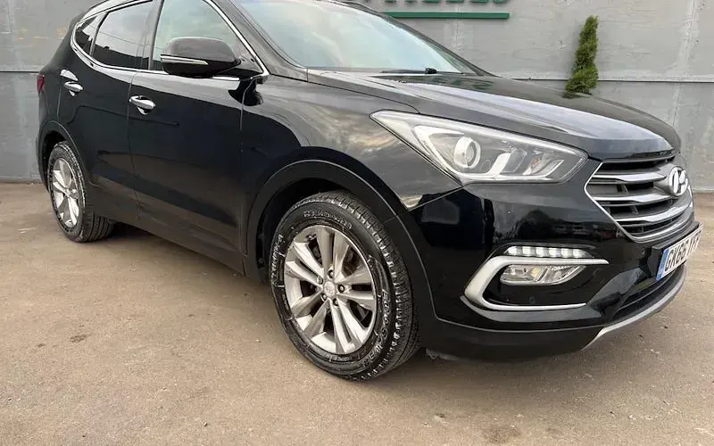 Used Hyundai Santa Fe Premium 200 HP (147 kW) 2016 SUV
