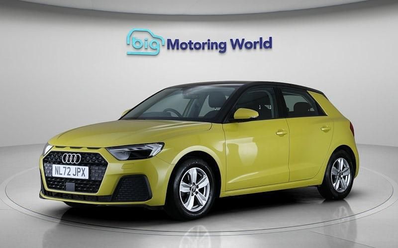 Usado Audi A1 Sportback 110 HP (80 kW) 2022 Amarelo Citadino