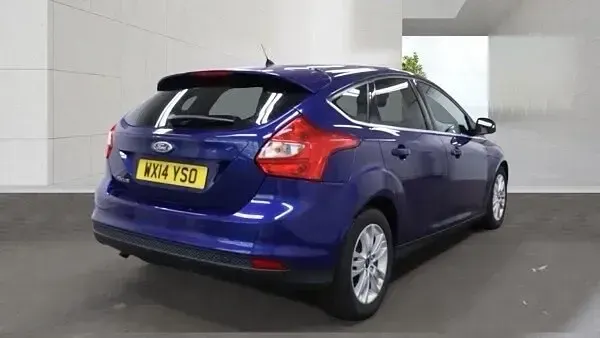 Używany Ford Focus Titanium 115 KM (84 kW) 2014 Niebieski Hatchback
