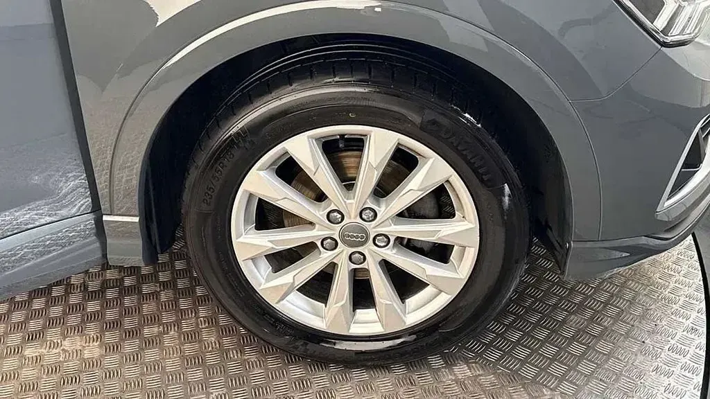 Used Audi Q3 Sport 150 HP (110 kW) 2019 Grey SUV
