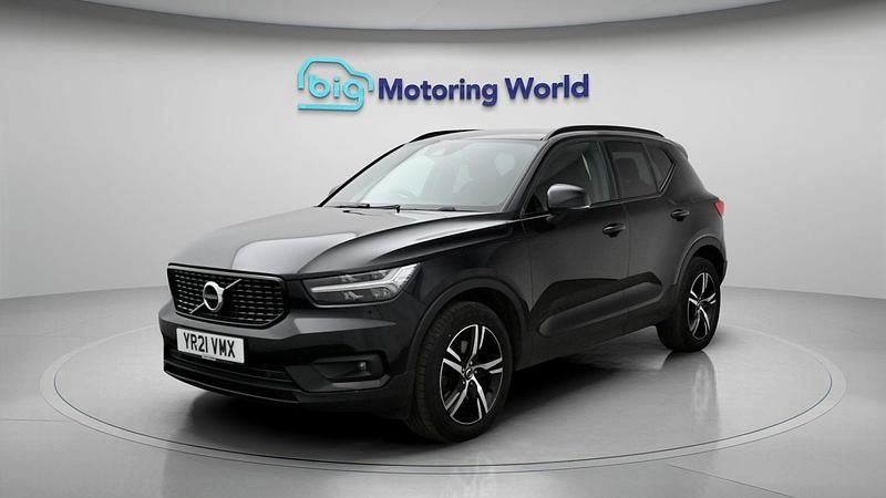 Used Volvo XC40 R-Design 197 HP (144 kW) 2021 Black SUV