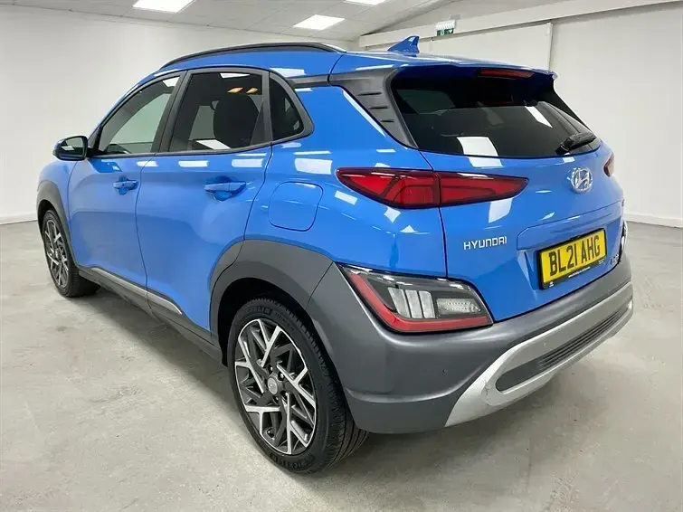 Used Hyundai Kona Premium 141 HP (103 kW) 2021 Blue SUV