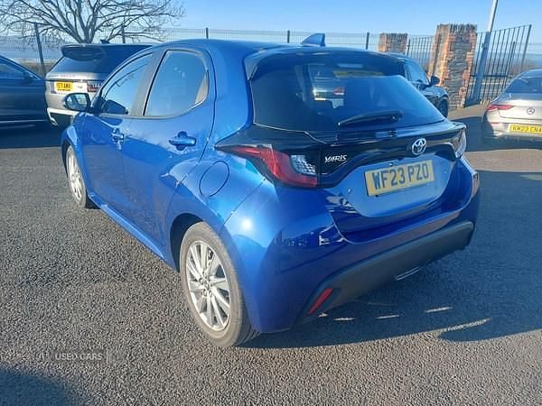 Used Toyota Yaris Hybrid 2023 Blue Hatchback