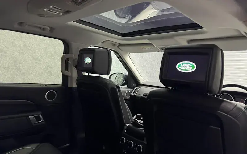Used Land Rover Discovery HSE Luxury 241 HP (177 kW) 2017 Blue SUV