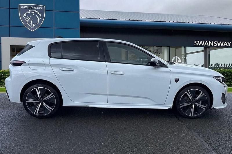 Used Peugeot 308 GT 134 HP (98 kW) 2025 White Hatchback