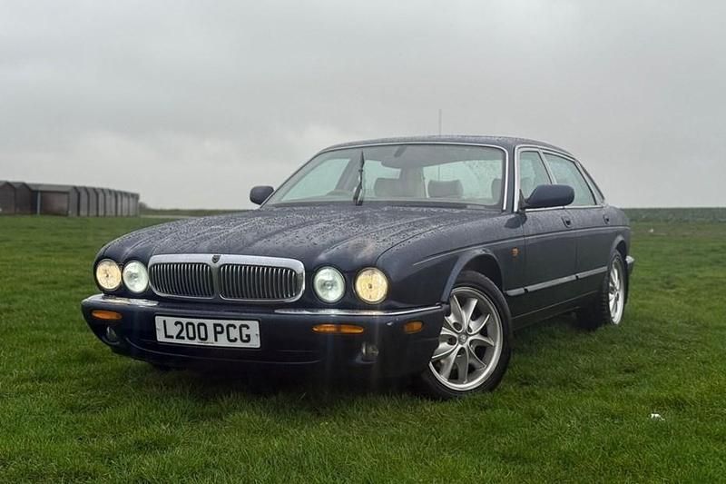 Blue Used 2001 Jaguar XJ Sovereign Sedan | £4,495 (Super price) - Image 1/1