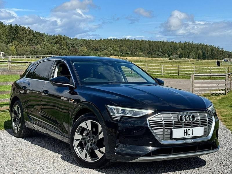Black Used 2021 Audi e-tron Sport SUV | £17,990 (Fair price) - Image 1/4