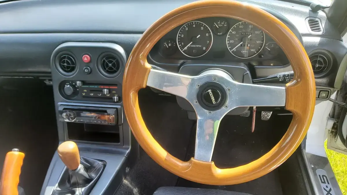 Used Mazda MX5 1990 White Cabriolet