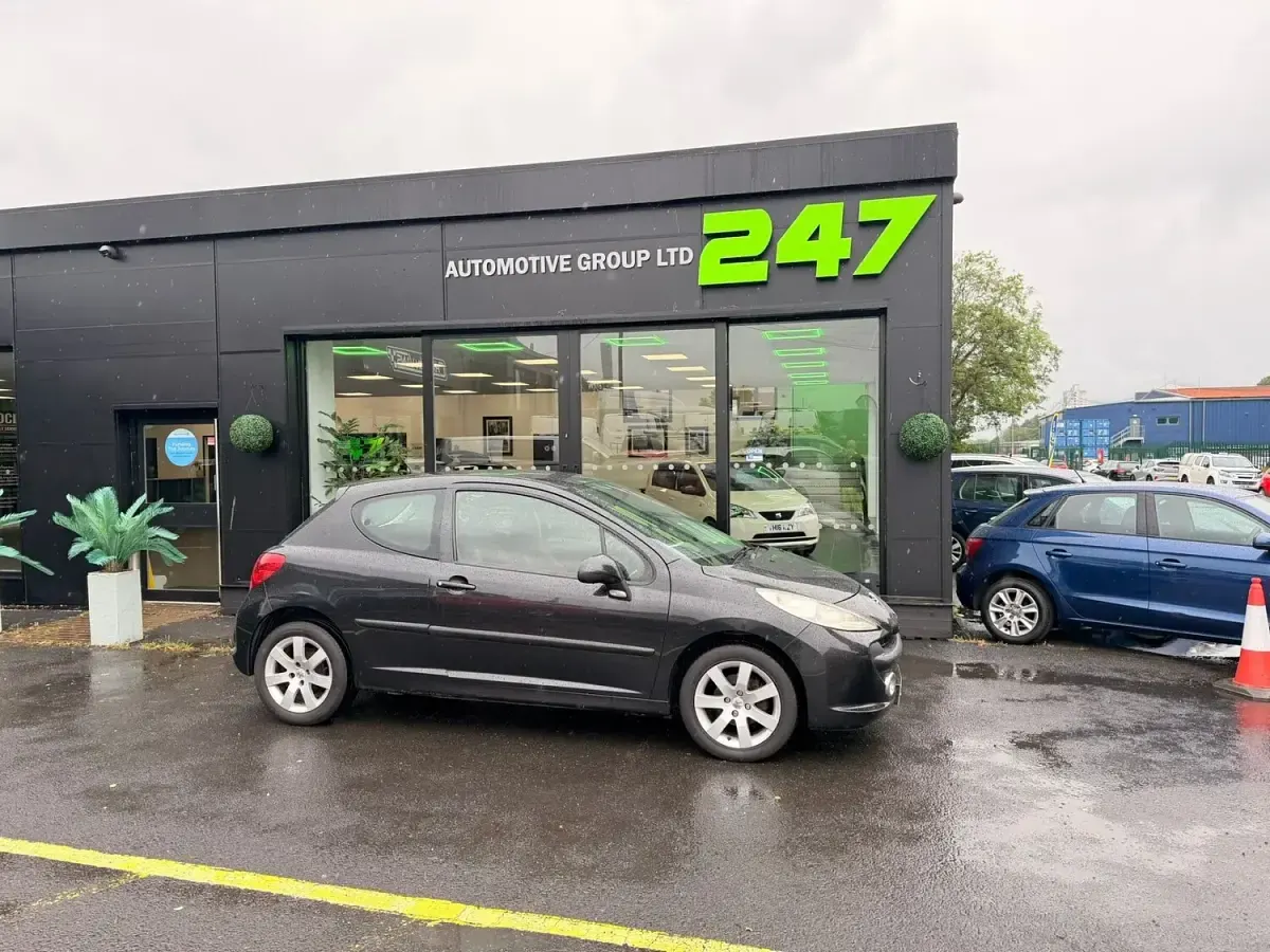 Used Peugeot 207 2009 Black Hatchback