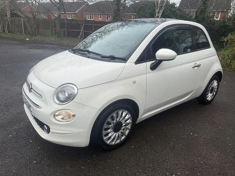 Używany Fiat 500 Lounge 70 KM (51 kW) 2021 Biały Hatchback