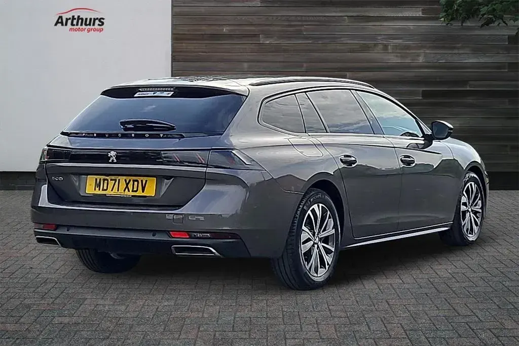 Used Peugeot 508 Allure Premium 130 HP (95 kW) 2022 Grey Estate
