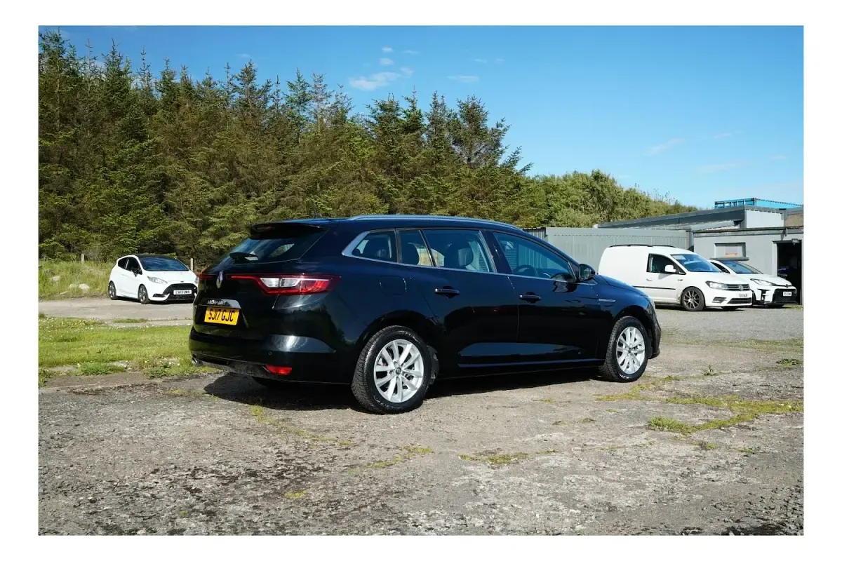 Used Renault Mégane GrandTour Dynamique 2017 Black Estate