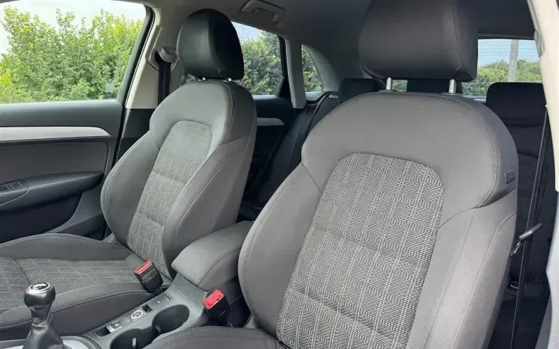 Used Audi Q3 Sport 150 HP (110 kW) 2016 Glacier white SUV