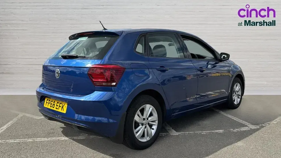 Used VW Polo SE 95 HP (69 kW) 2018 Blue Hatchback