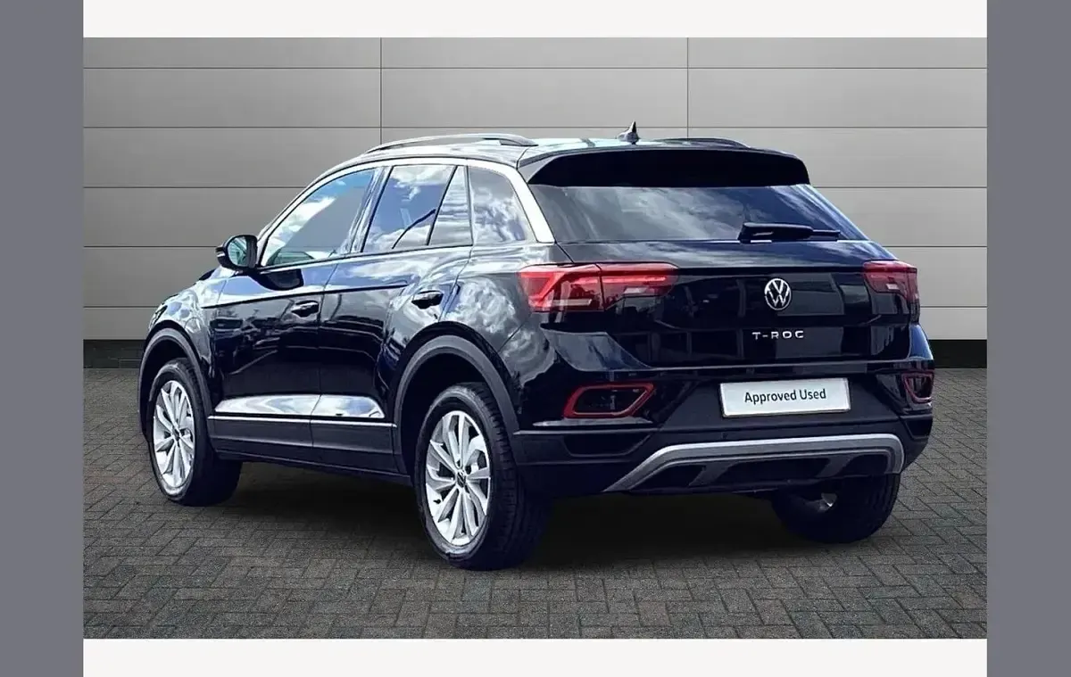 Usado VW T-Roc Match 150 HP (110 kW) 2026 Preto SUV