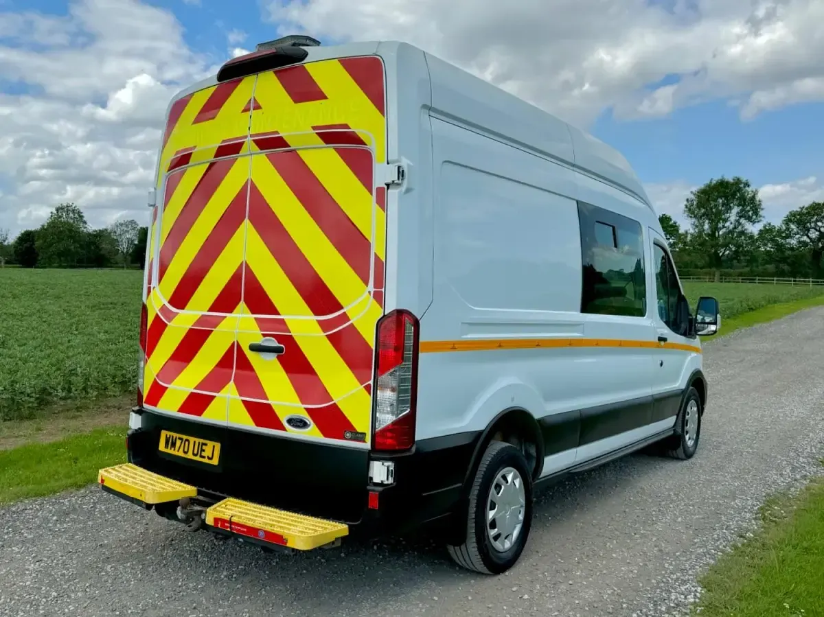 Used Ford Transit Trend 130 HP (95 kW) 2021 White Van