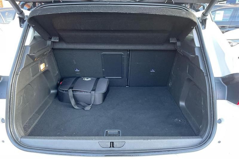 Used Vauxhall Grandland X GSe 296 HP (217 kW) 2023 White SUV