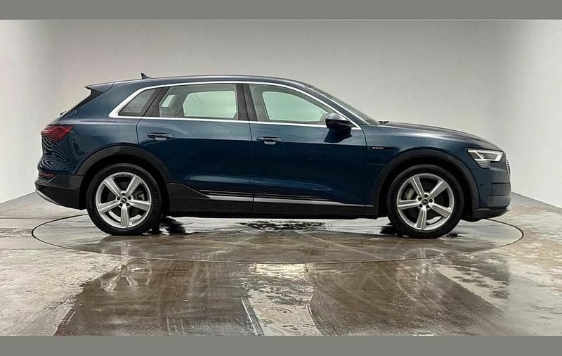Used Audi e-tron Advanced 230 kW (313 HP) 2021 Blue SUV