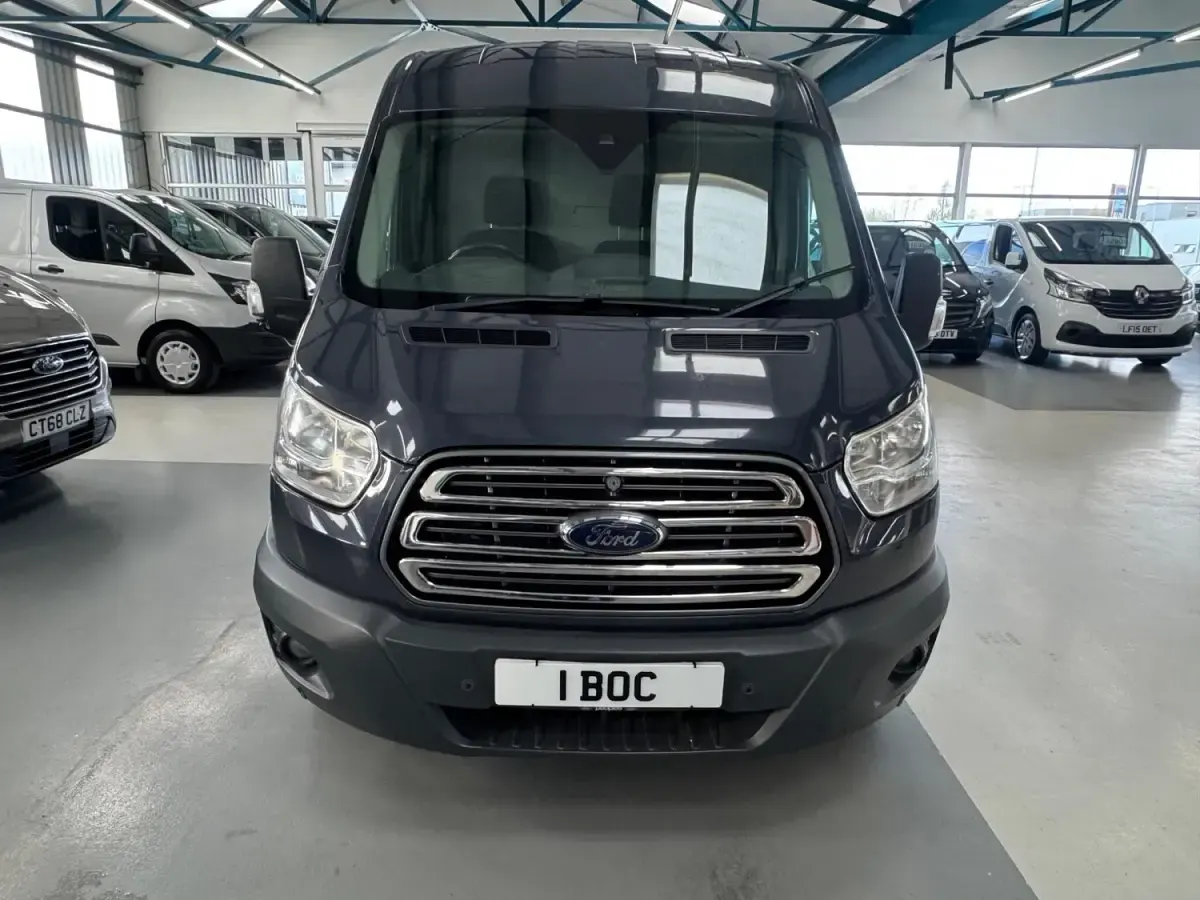 Second-hand Ford Transit Trend 125 CP (91 kW) 2014 Albastru Van