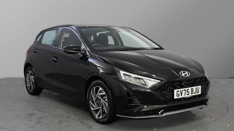 Phantom black New 2025 Hyundai i20 | £19,850 (Good price) - Image 1/4