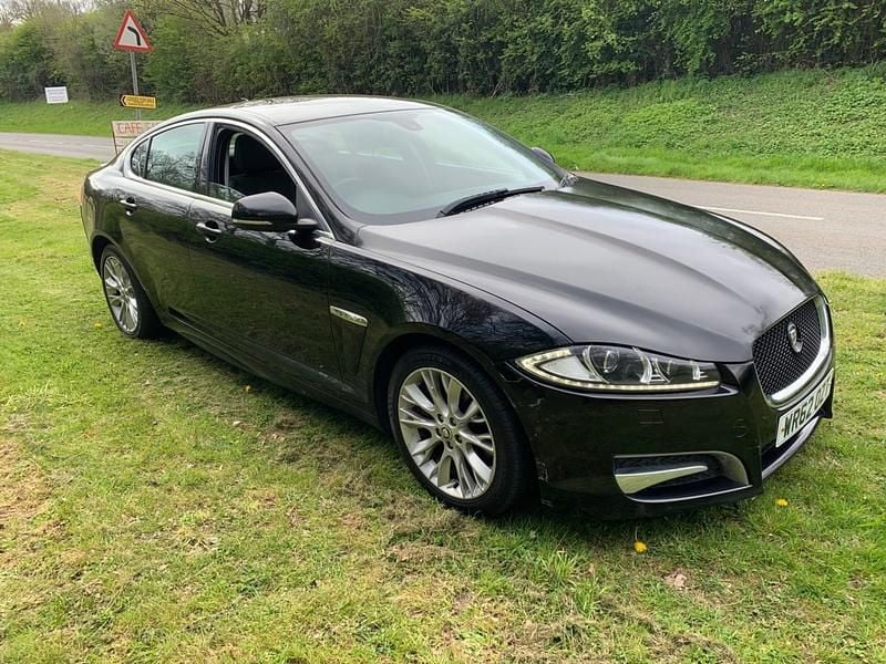 Used Jaguar XF 200 HP (147 kW) 2013 Black Sedan