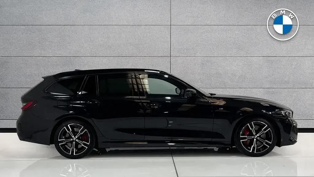 Used BMW 320 M Sport 181 HP (133 kW) 2025 Black Estate