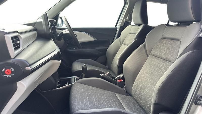 Used Suzuki Swift 82 HP (60 kW) 2025 Silver Hatchback