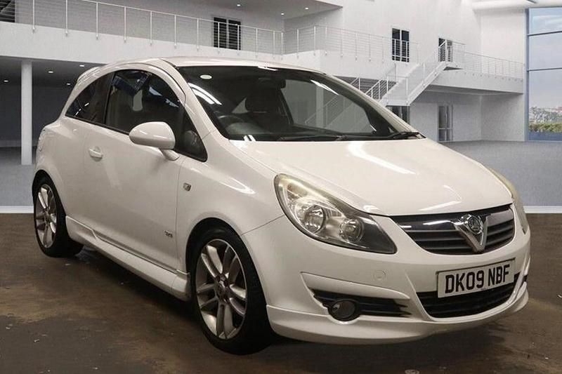 White Used 2009 Vauxhall Corsa Hatchback | £2,500 (Good price) - Image 1/1