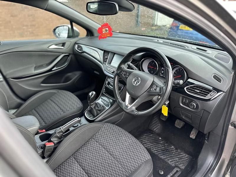 Used Vauxhall Astra SRi 2017 Grey Hatchback