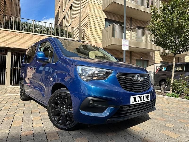 Blue Used 2020 Vauxhall Combo S MPV | £10,995 (Good price) - Image 1/4