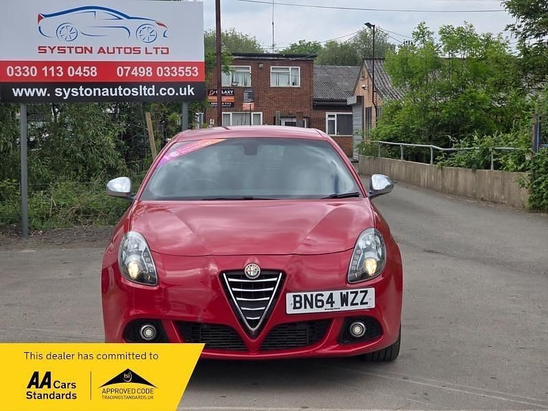 Used Alfa Romeo Giulietta Exclusive 2014 Red Hatchback