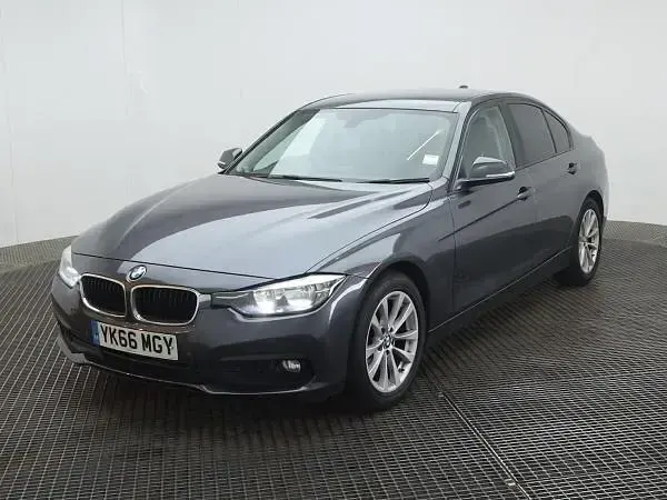 Used BMW 318 Basis 150 HP (110 kW) 2016 Grey Sedan
