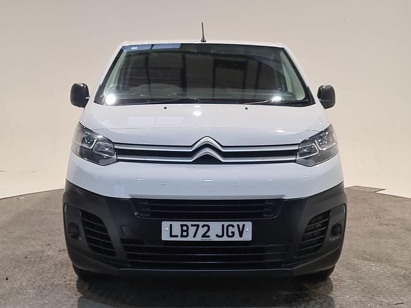 Used Citroën Dispatch 100 HP (73 kW) 2022 White MPV
