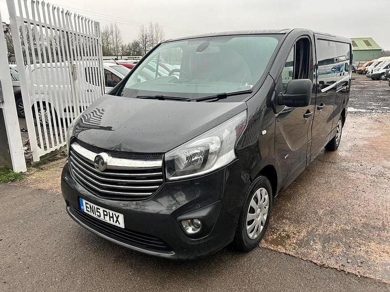 Black Used 2015 Vauxhall Vivaro Sportive MPV | £3,495 (Super price) - Image 1/4