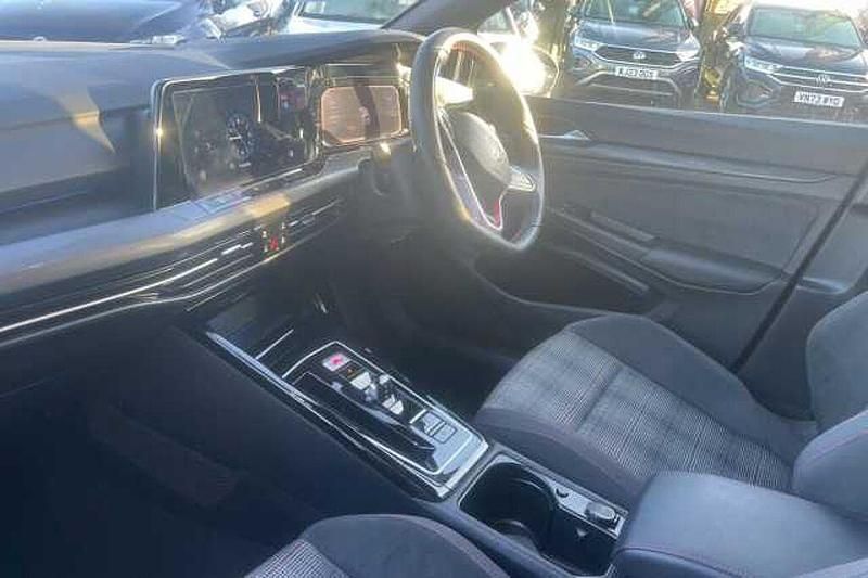 Used VW Golf VIII GTI 245 HP (180 kW) 2024