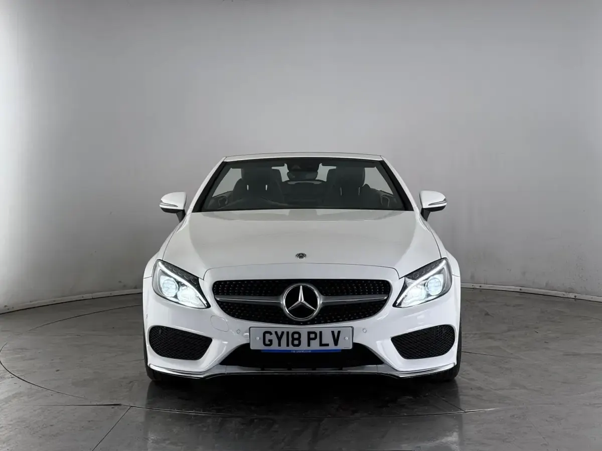 Second-hand Mercedes C220 AMG line 2018 Alb Cabrio