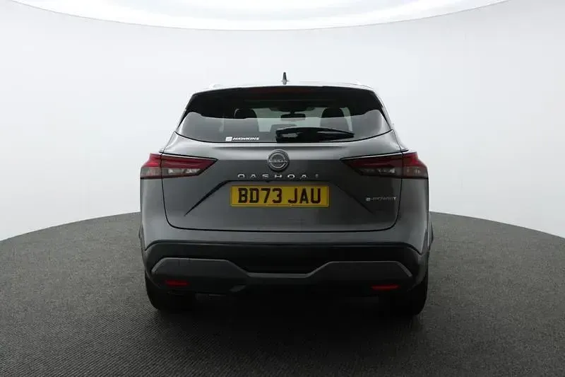 Used Nissan Qashqai N-Connecta 190 HP (139 kW) 2023 Grey SUV