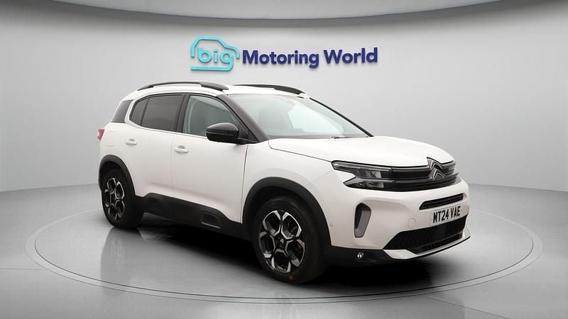 Used 2024 Citroën C5 Aircross SUV | £17,146 (Good price) - Image 1/4