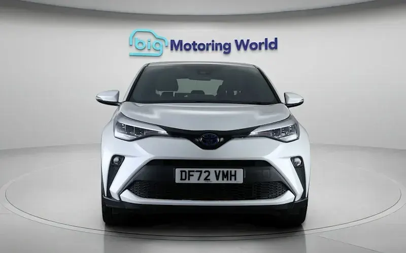 Używany Toyota C-HR 122 KM (89 kW) 2023 SUV