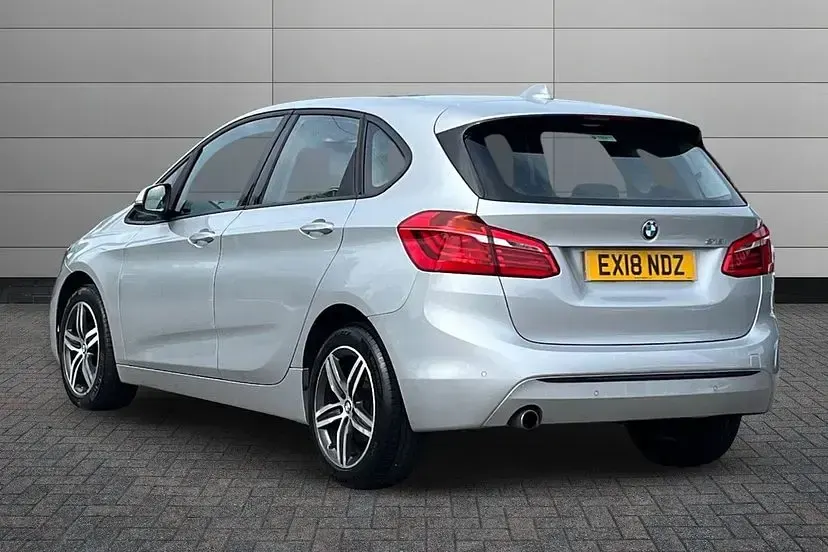 Used BMW M140 Sport Line 138 HP (101 kW) 2018 Glacier silver Hatchback