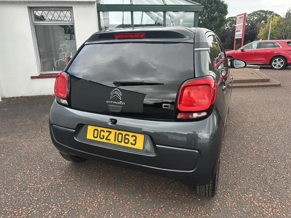 Used Citroën C1 71 HP (52 kW) 2019 Grey Hatchback