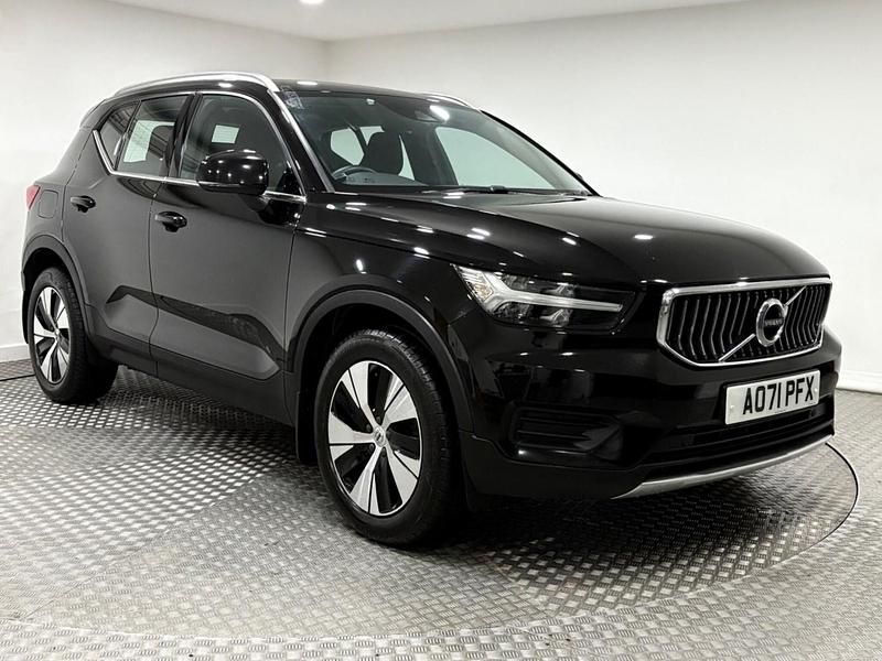 Black Used 2021 Volvo XC40 Inscription SUV | £16,995 (Fair price) - Image 1/4