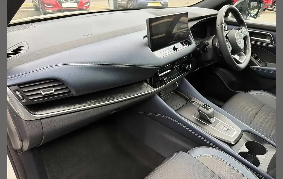 Used Nissan Qashqai Tekna 155 HP (114 kW) 2023 White SUV